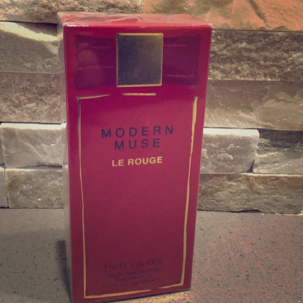 Modern Muse Le Rouge by Ester Lauder